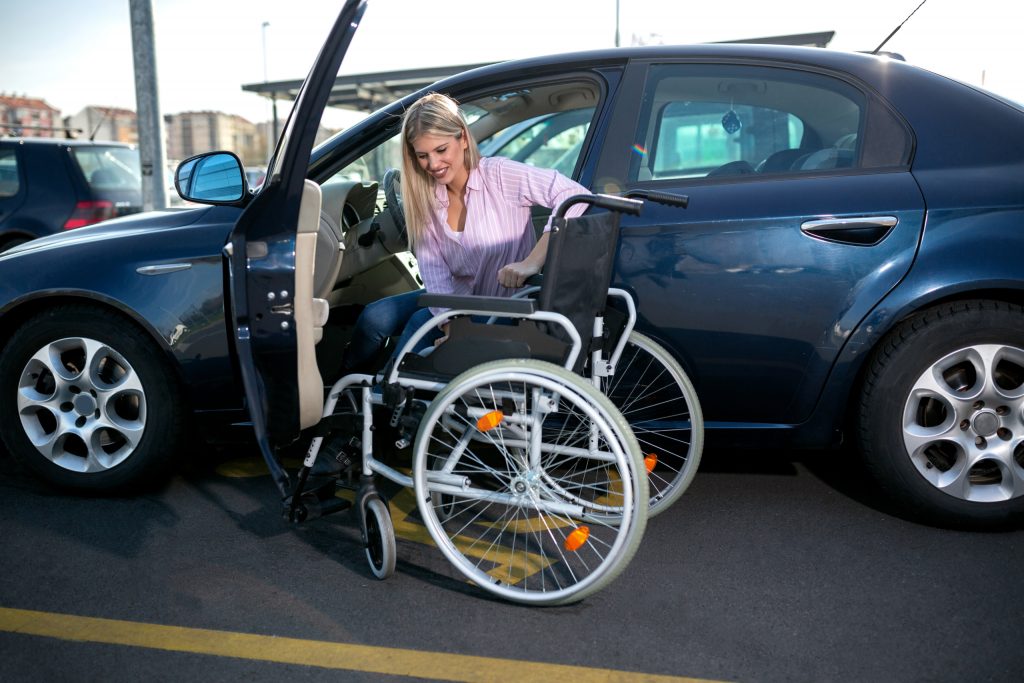 modèles voiture équipement pour handicapées